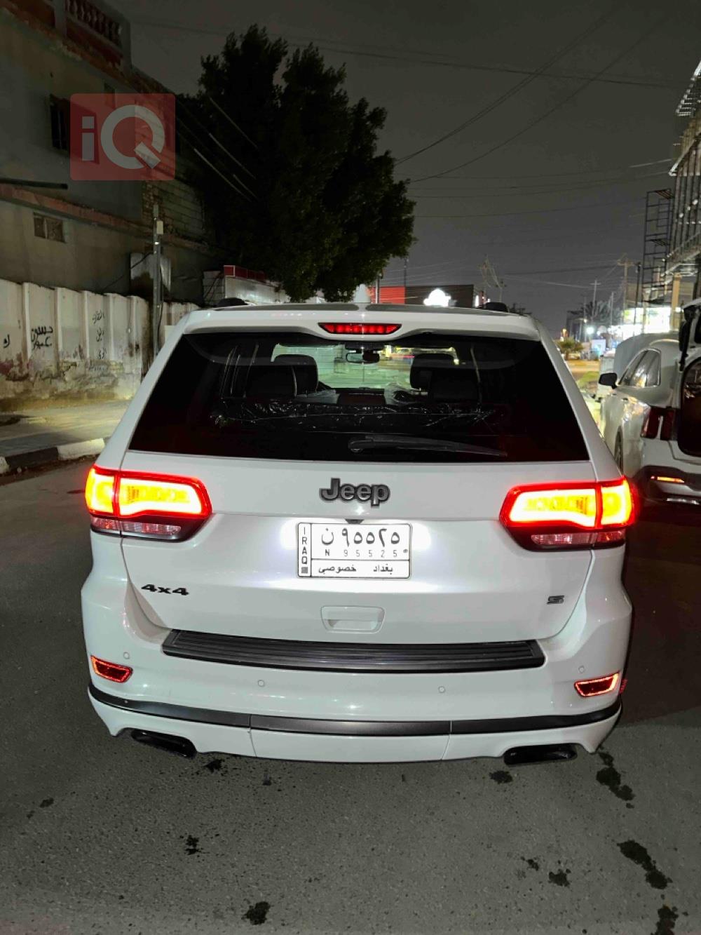 جیپ گراند شیرۆکی